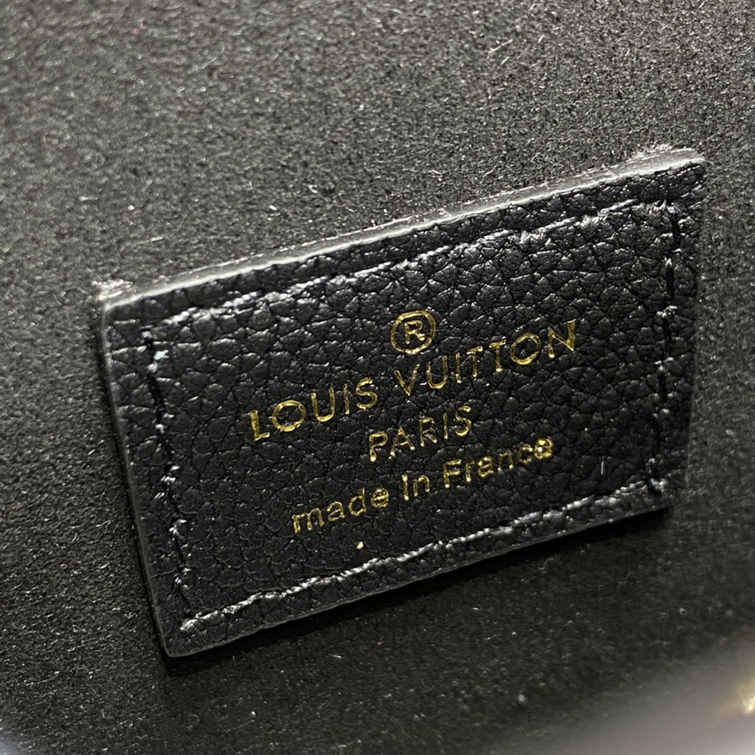 Louis Vuitton VICTOIRE Handbag Monogram M41730 Black